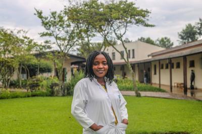 Nurse Educator in Rwanda accompanies team visiting from Liberia